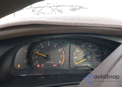 1994 Toyota Camry Le z USA, uszkodzony, nr VIN 4T1GK12E6RU046053